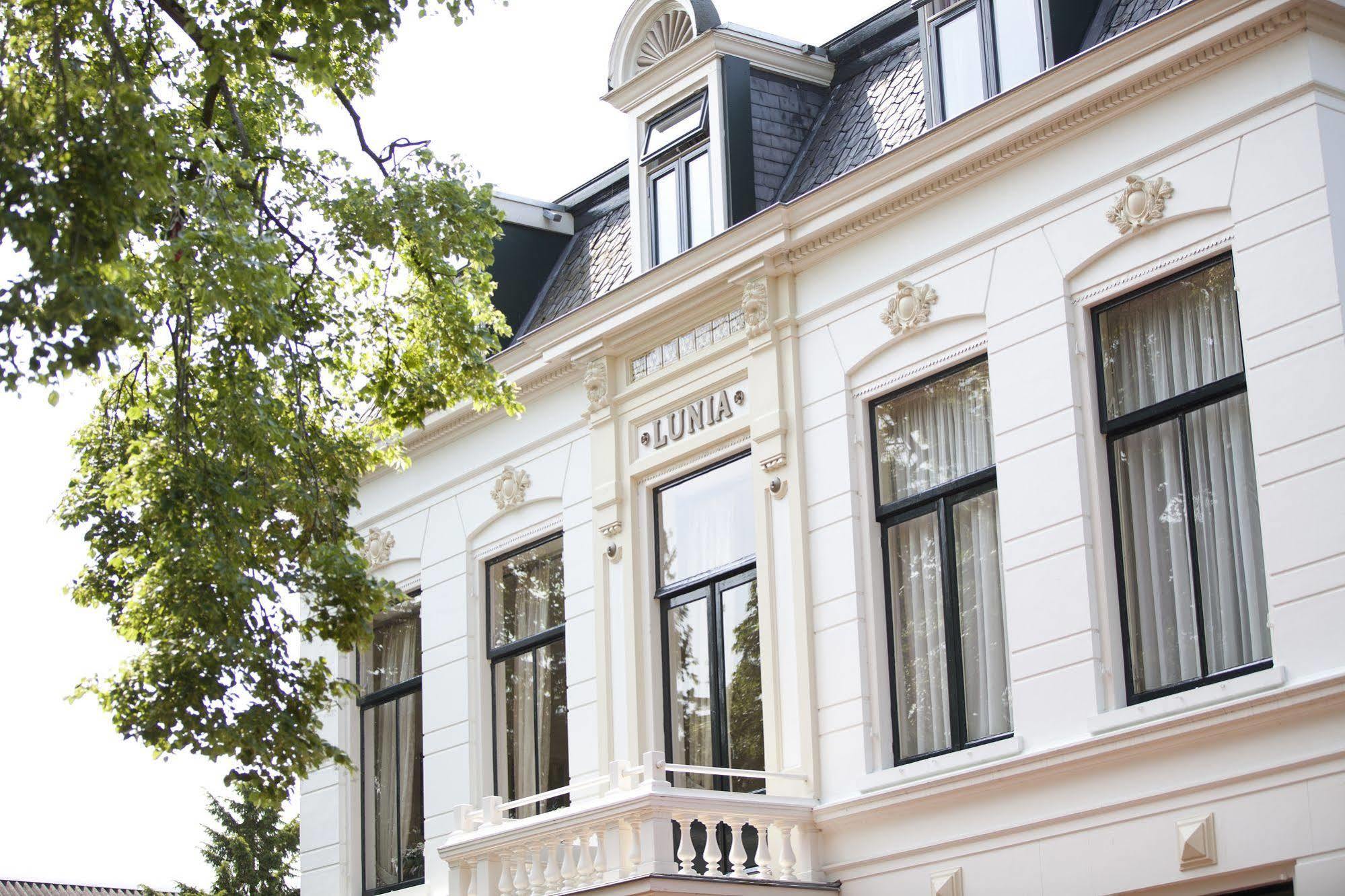 Hotel Restaurant Lunia Oldeberkoop Zewnętrze zdjęcie